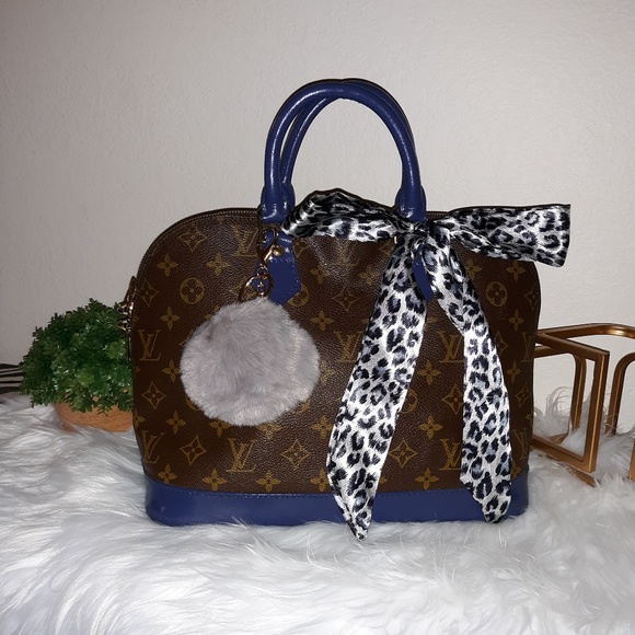 Louis Vuitton Handbags - Authentic Louis Vuitton Alma